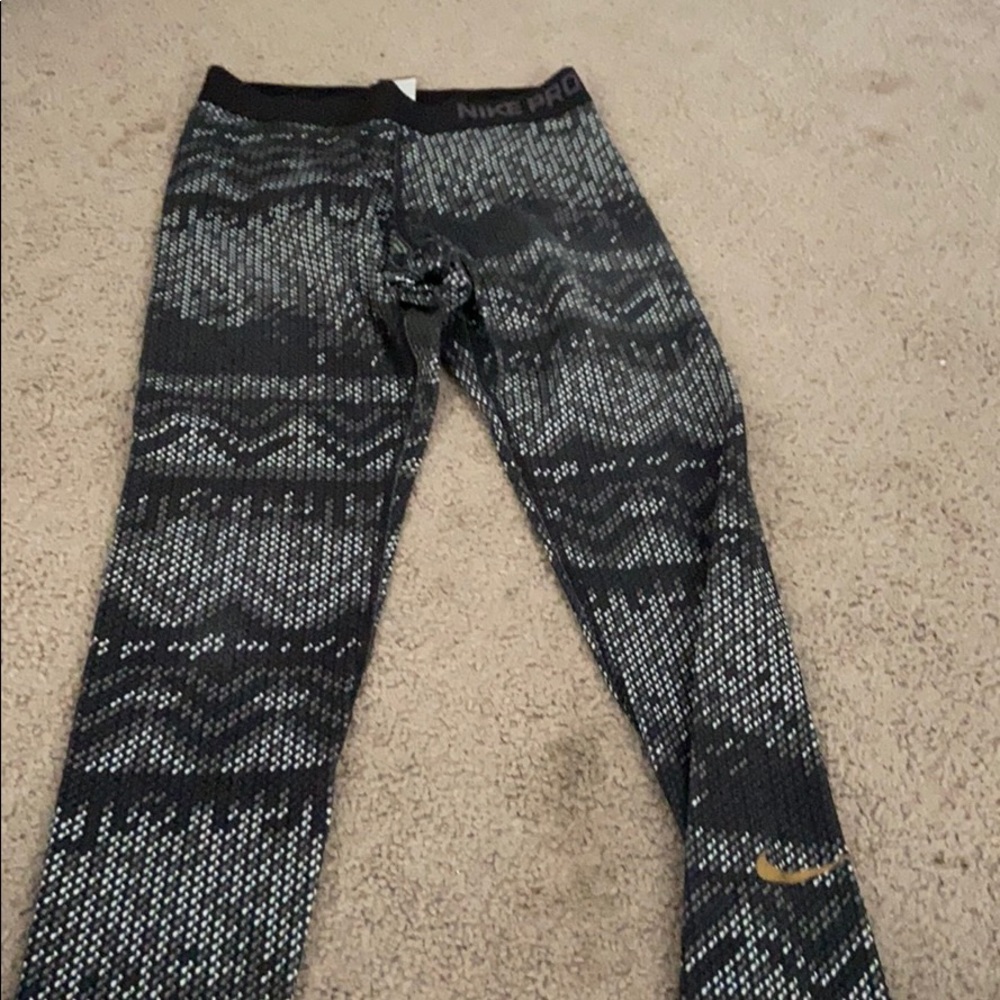 nike leggings